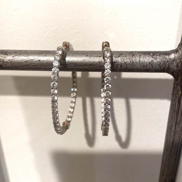 Sterling /CZ Hoops - Picture 1 of 7